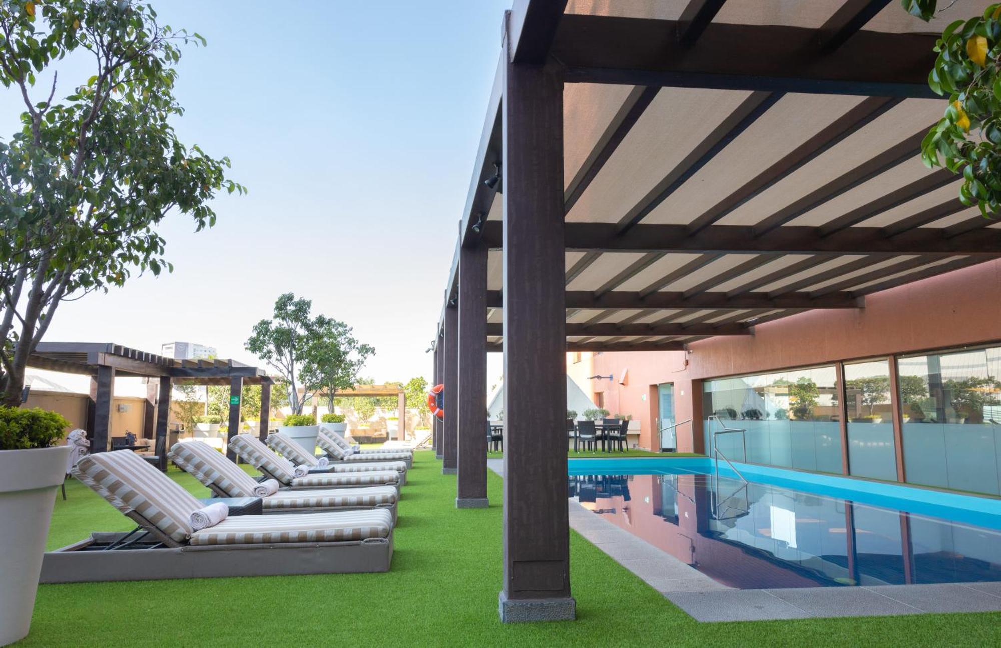 Barcelo Guadalajara Hotel Exterior foto